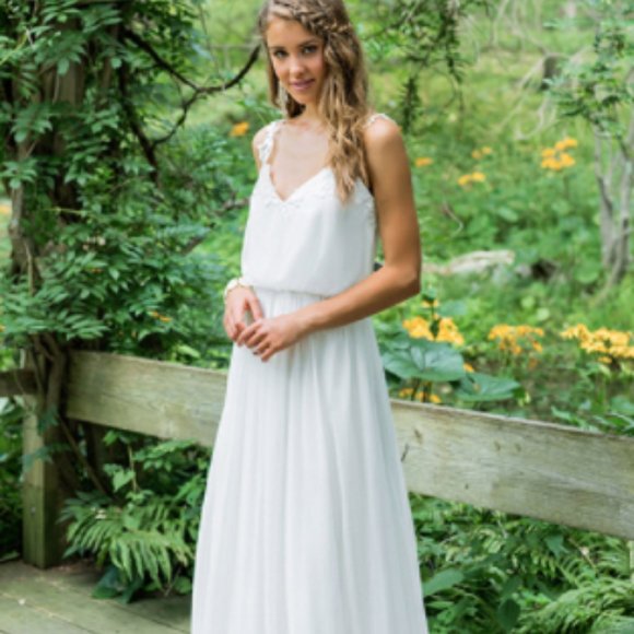 NEW Wedding Dress - Picture 2 of 4